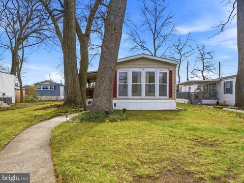 1 FOREST DRIVE EAST WINDSOR NJ 08520