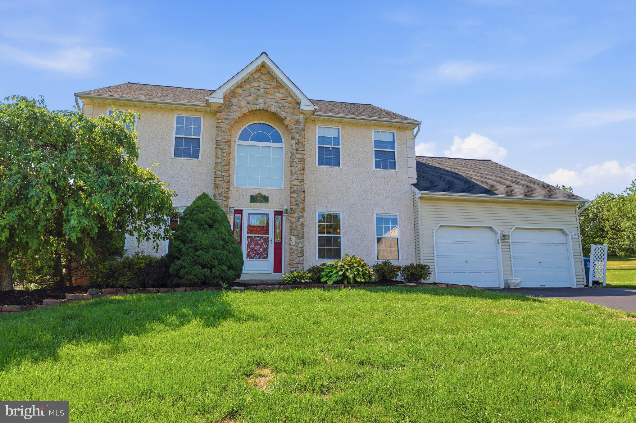 1062 KINGSCOTE DRIVE