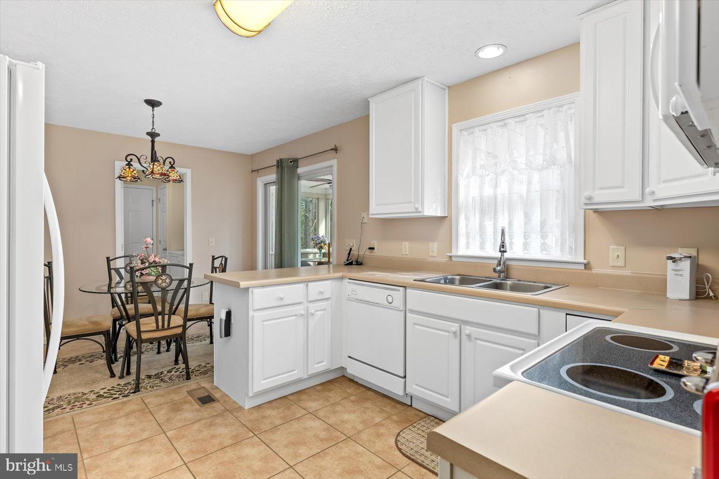 CABIN POINT / GLEBE HARBOR - Residential