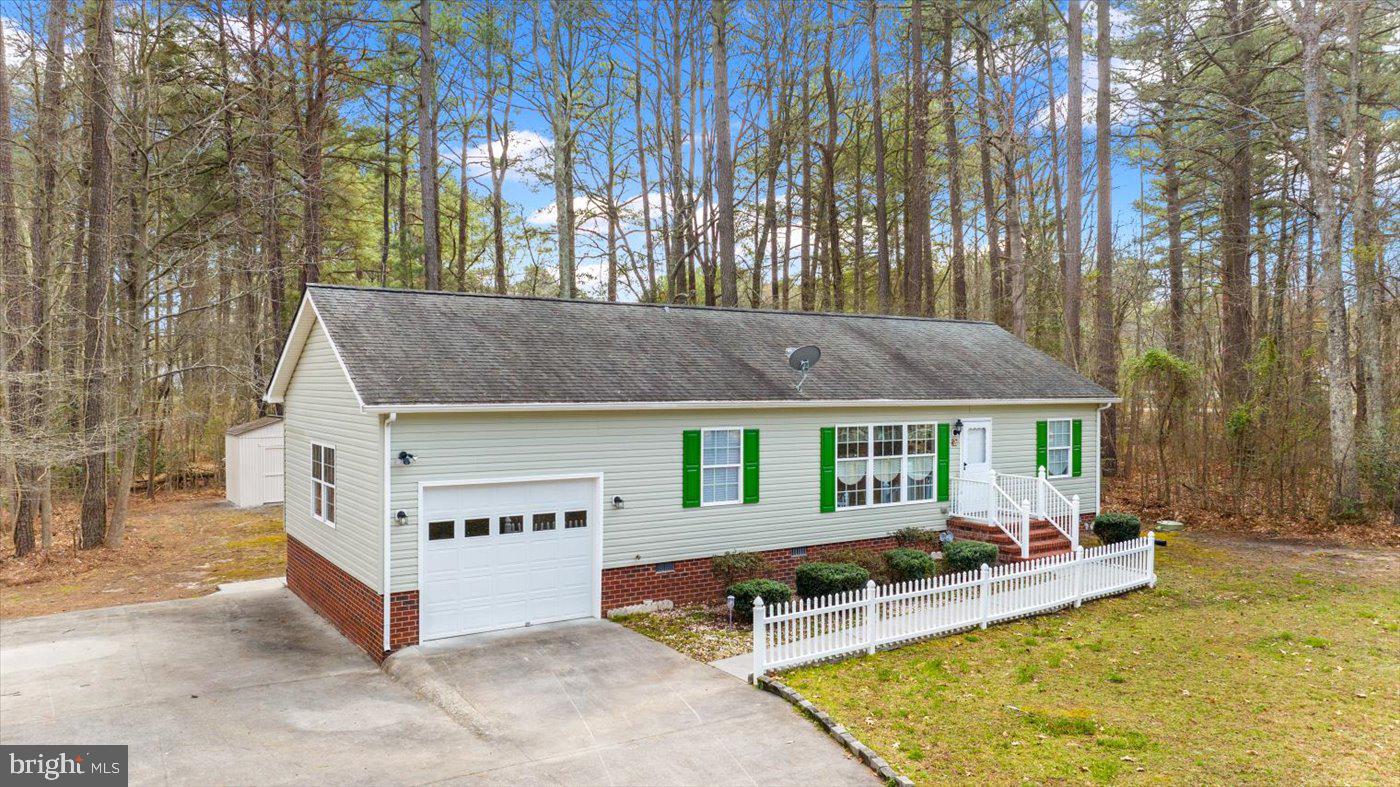 CABIN POINT / GLEBE HARBOR - Residential