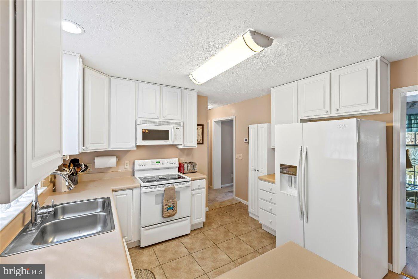 CABIN POINT / GLEBE HARBOR - Residential