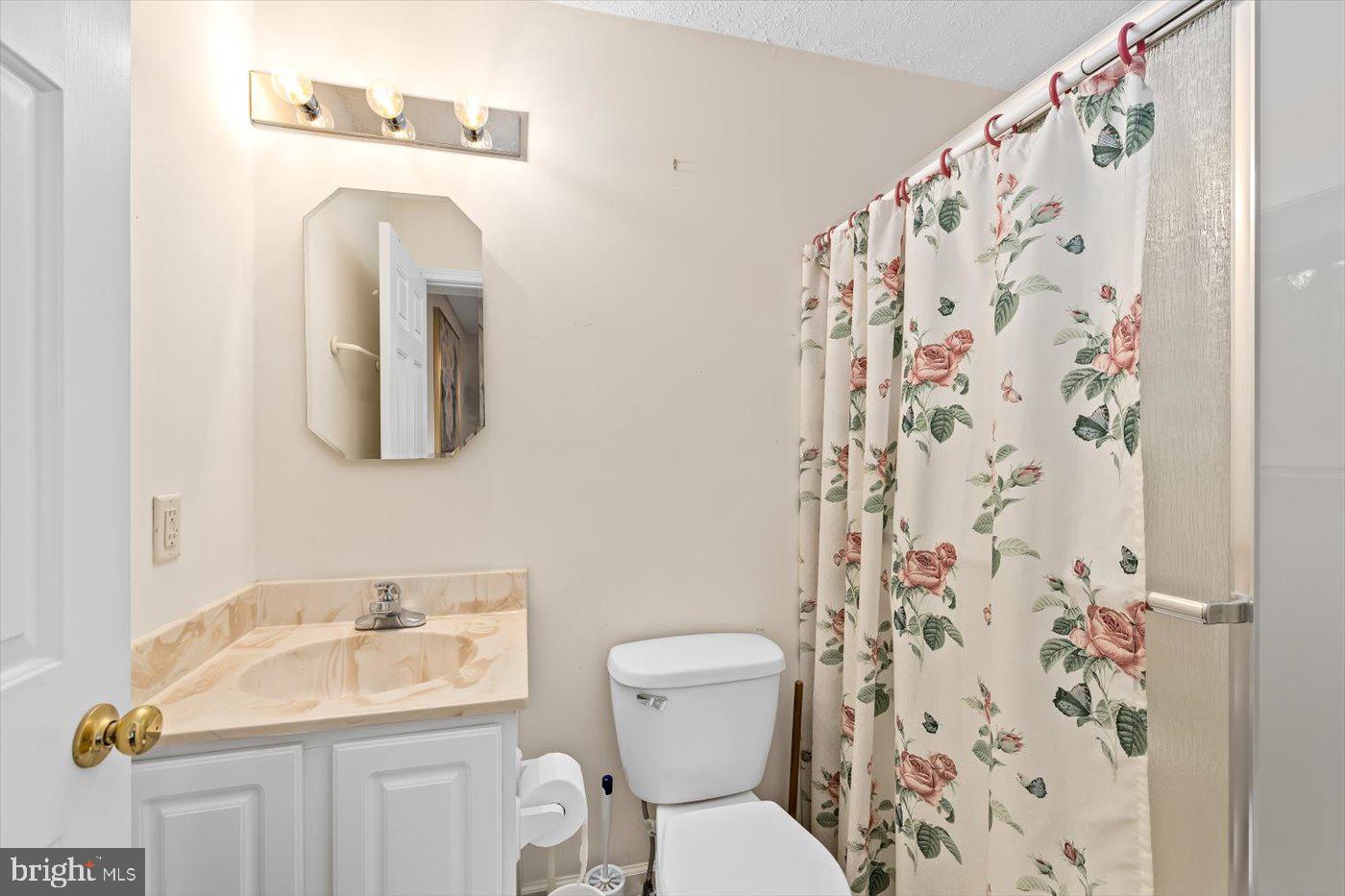 CABIN POINT / GLEBE HARBOR - Residential