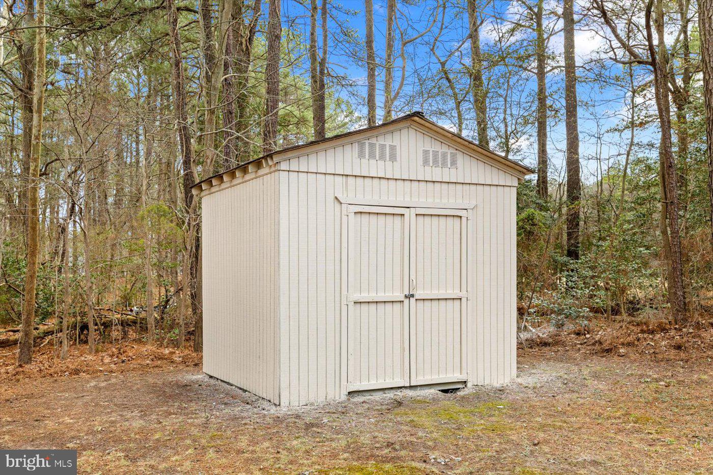 CABIN POINT / GLEBE HARBOR - Residential