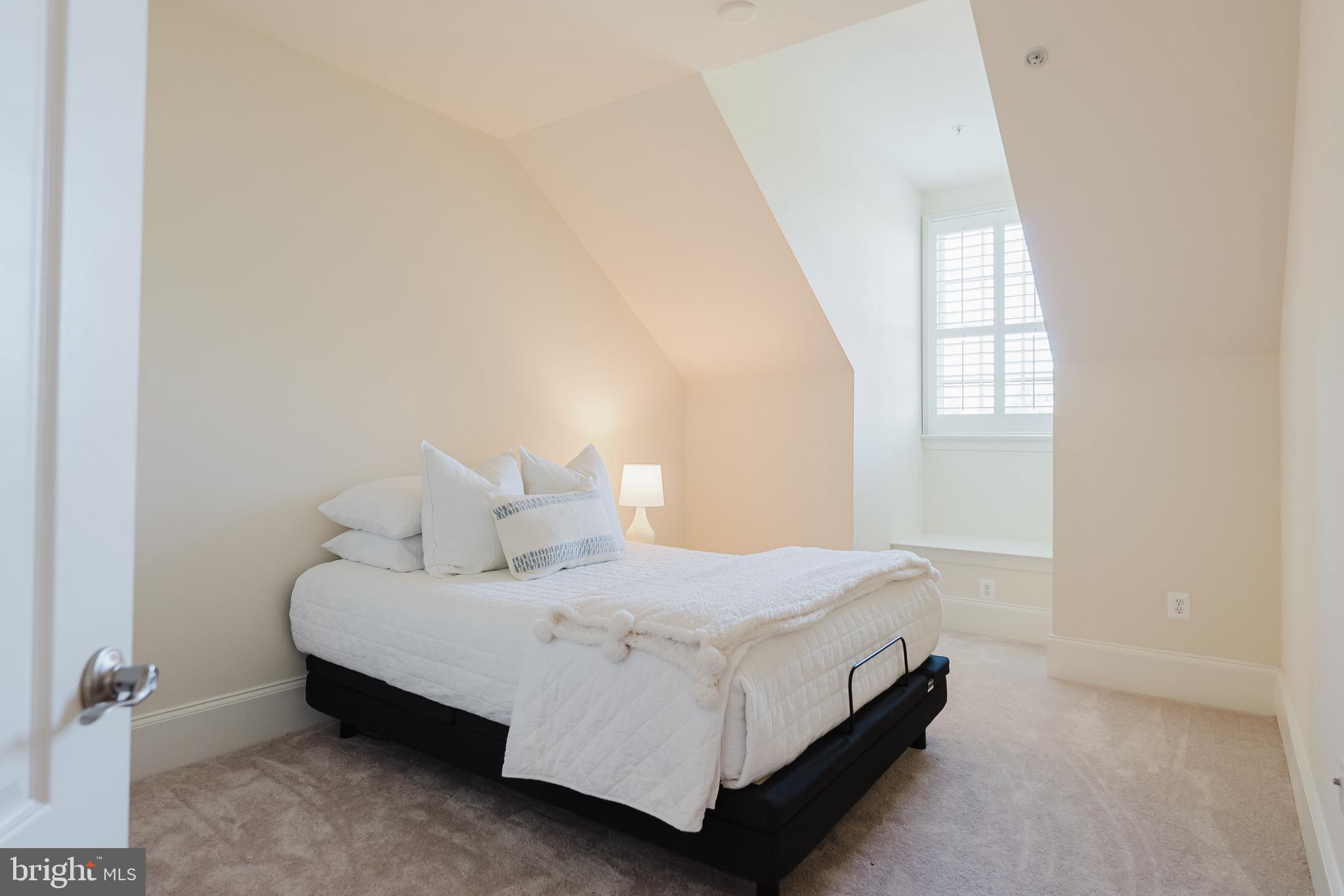 POTOMAC GREENS - Residential