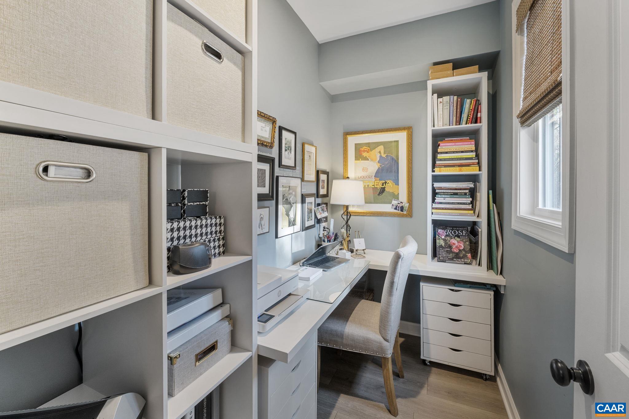 MEADOW BROOK - Residential