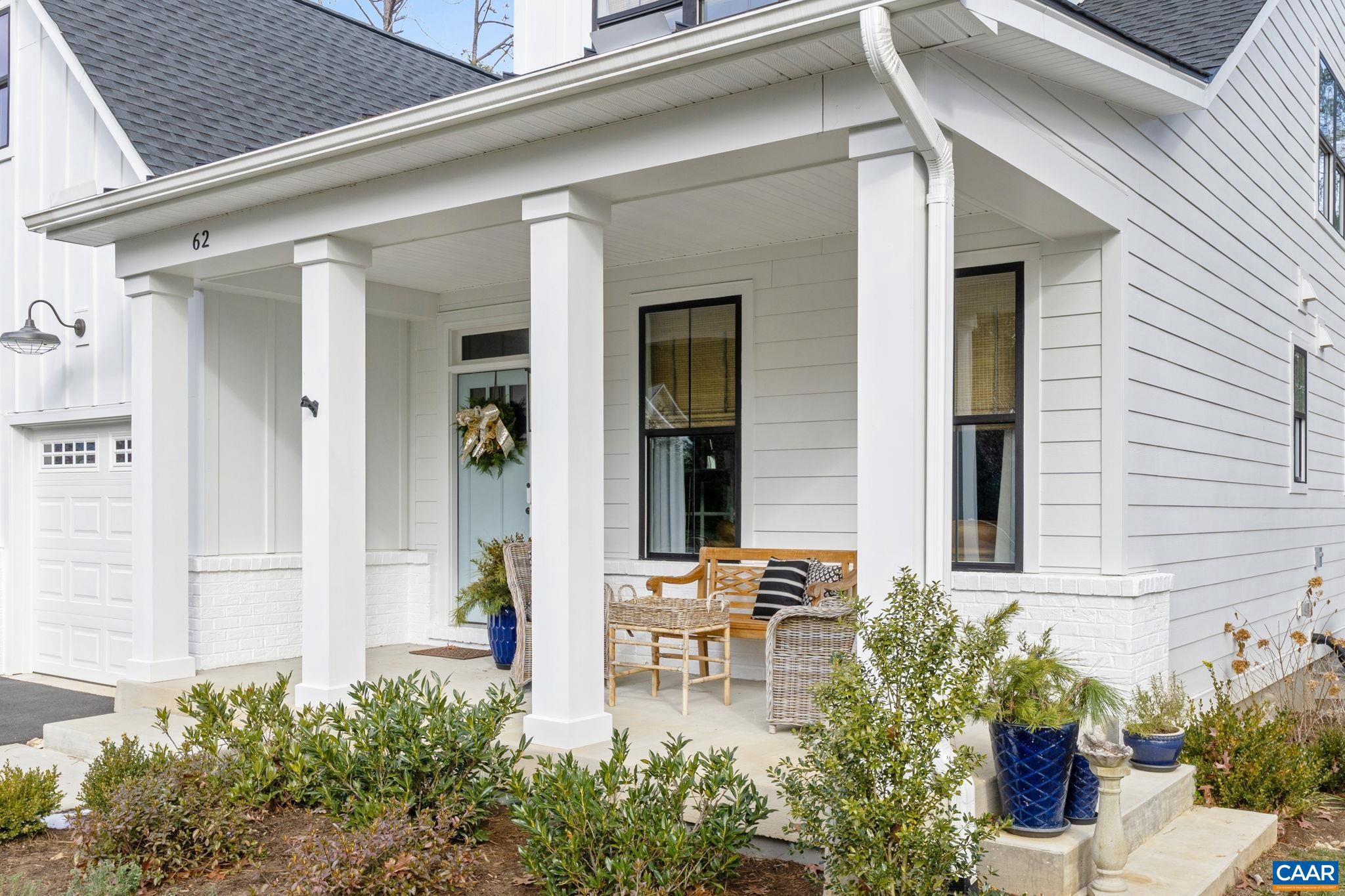 MEADOW BROOK - Residential