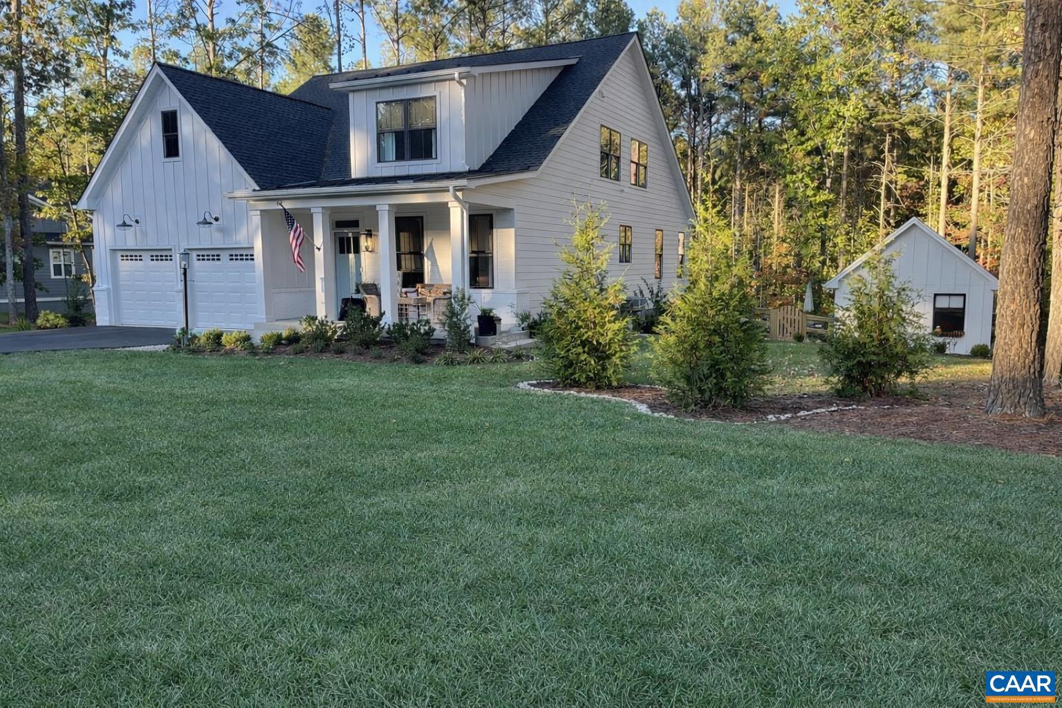 MEADOW BROOK - Residential