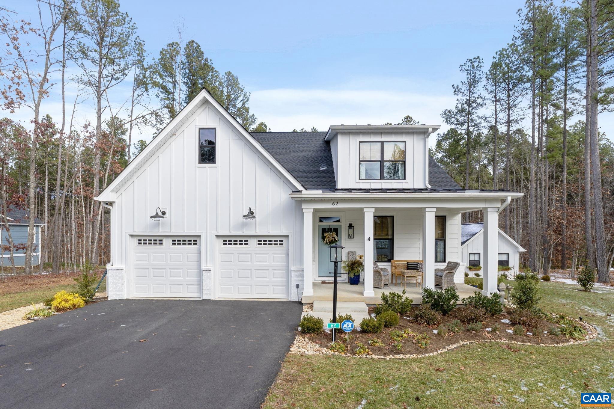 MEADOW BROOK - Residential