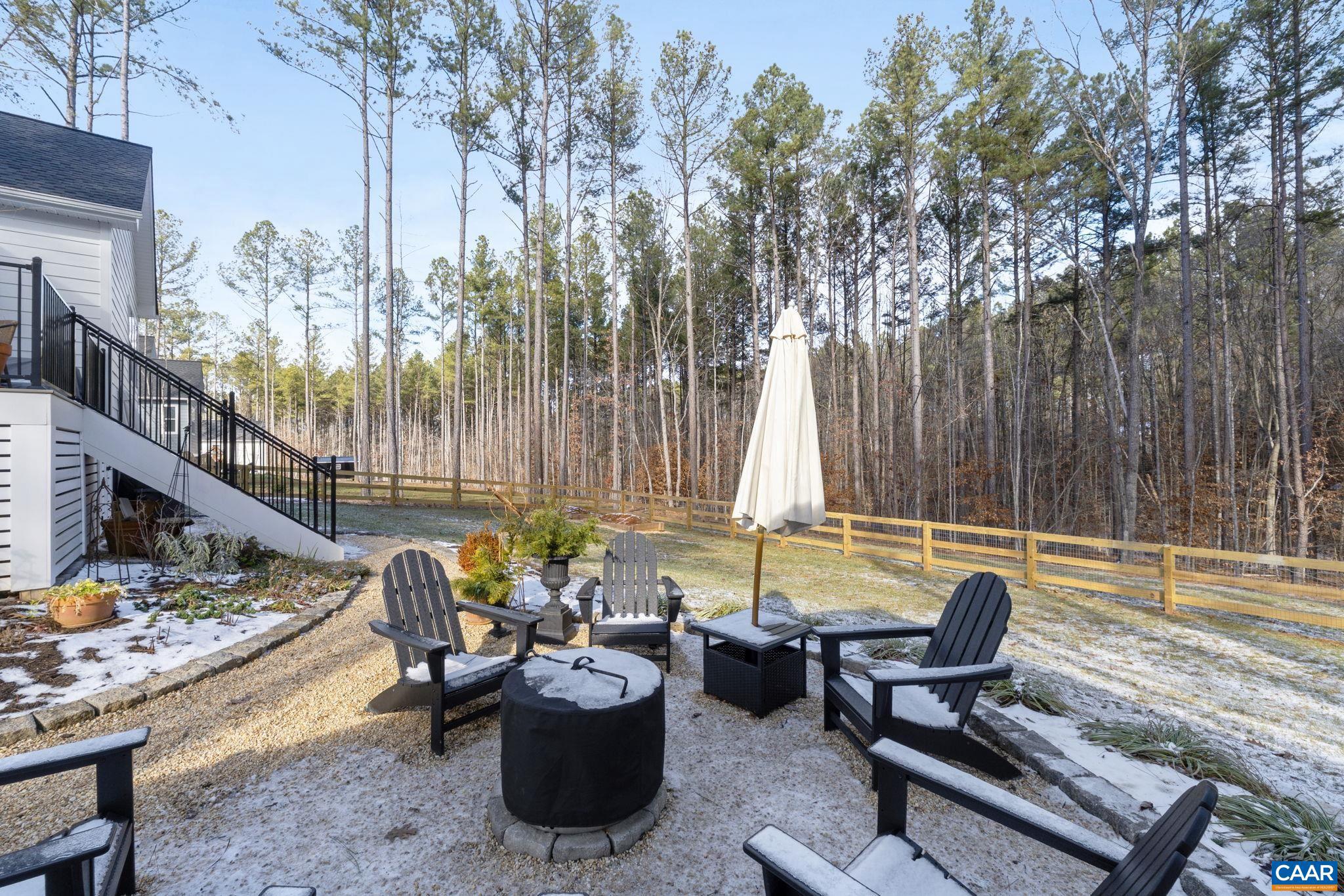 MEADOW BROOK - Residential