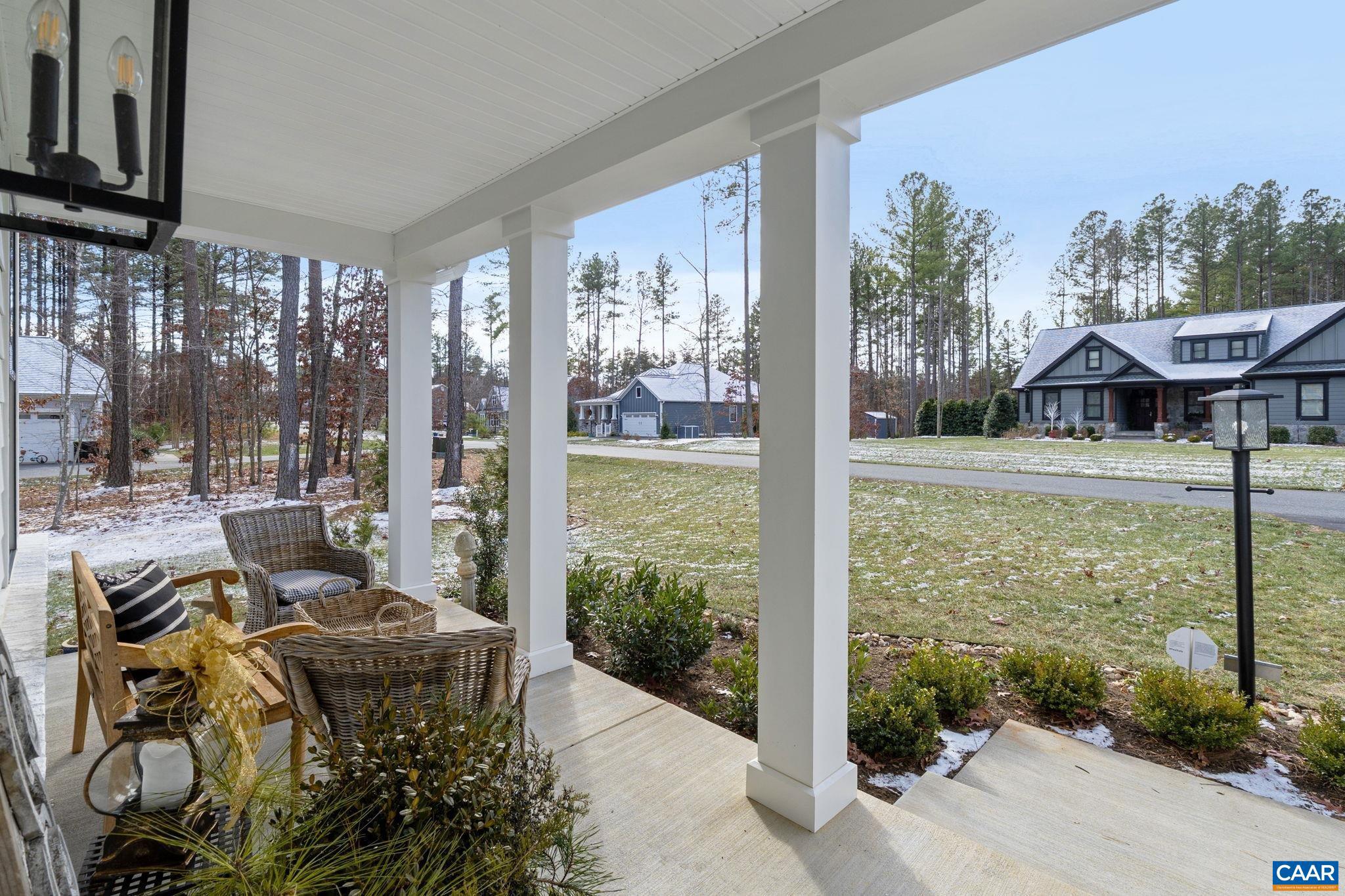 MEADOW BROOK - Residential