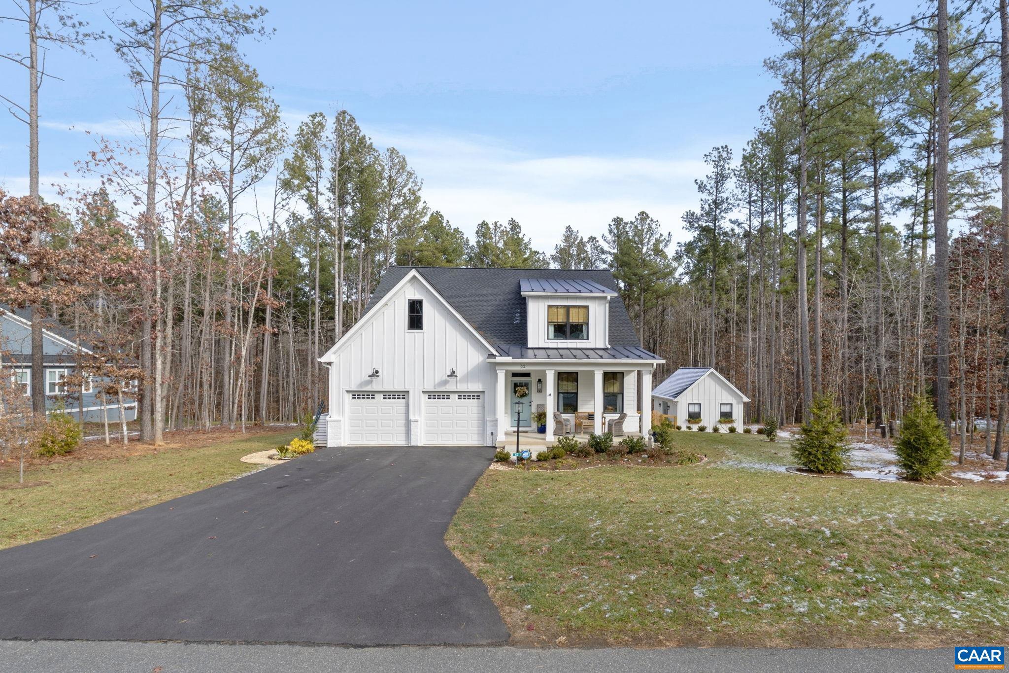 MEADOW BROOK - Residential