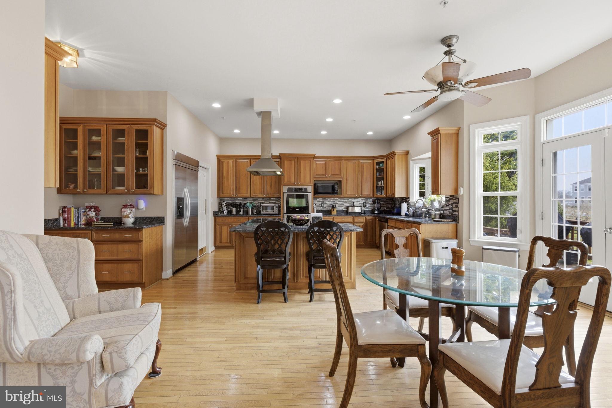 COLESVILLE OUTSIDE - Residential