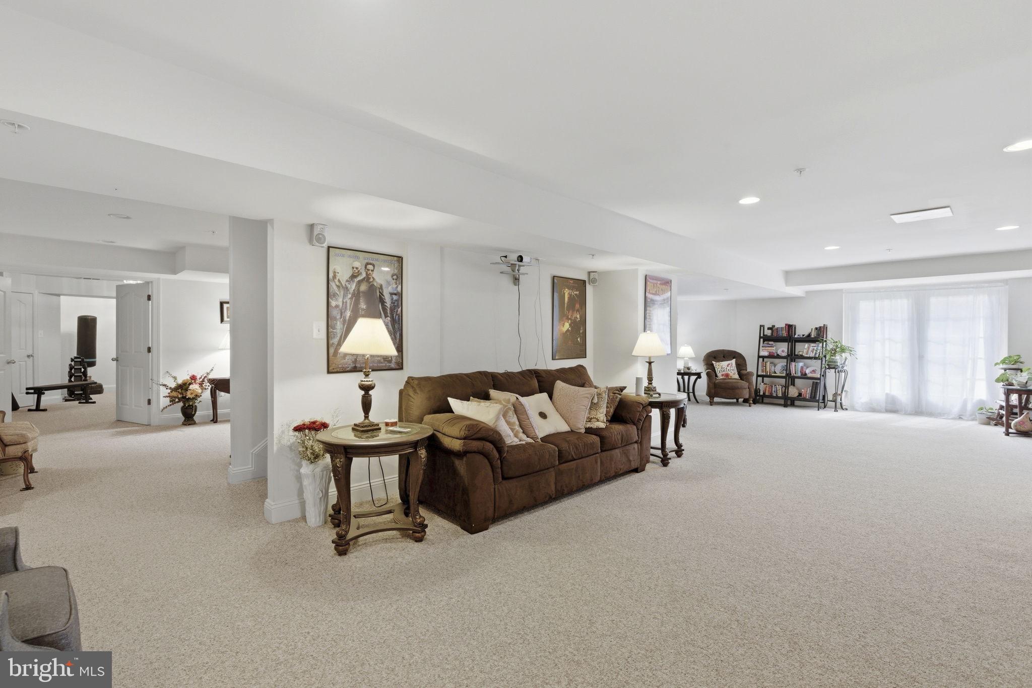 COLESVILLE OUTSIDE - Residential