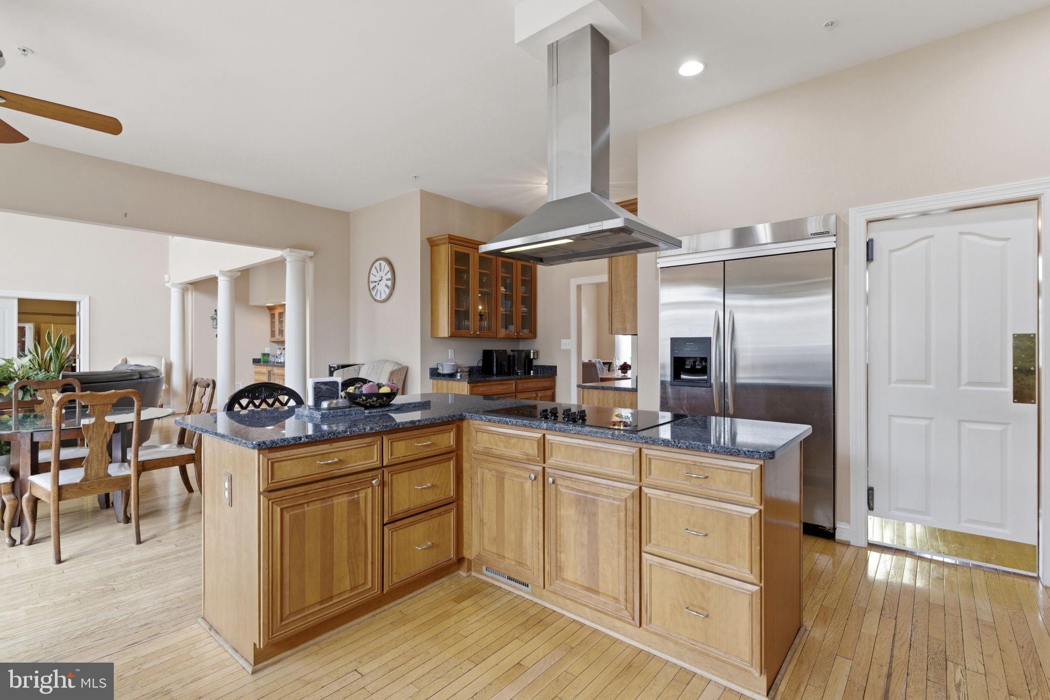 COLESVILLE OUTSIDE - Residential