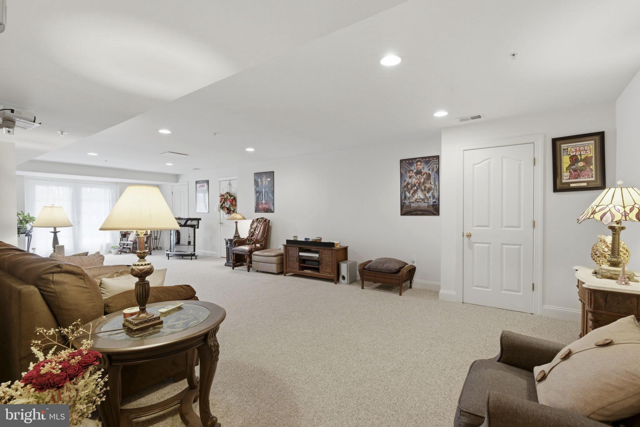 COLESVILLE OUTSIDE - Residential