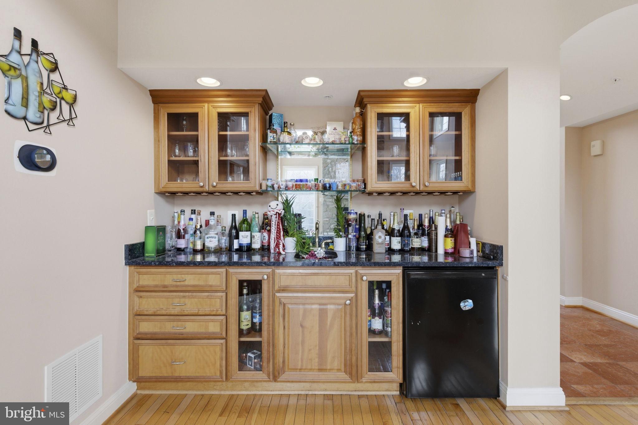 COLESVILLE OUTSIDE - Residential