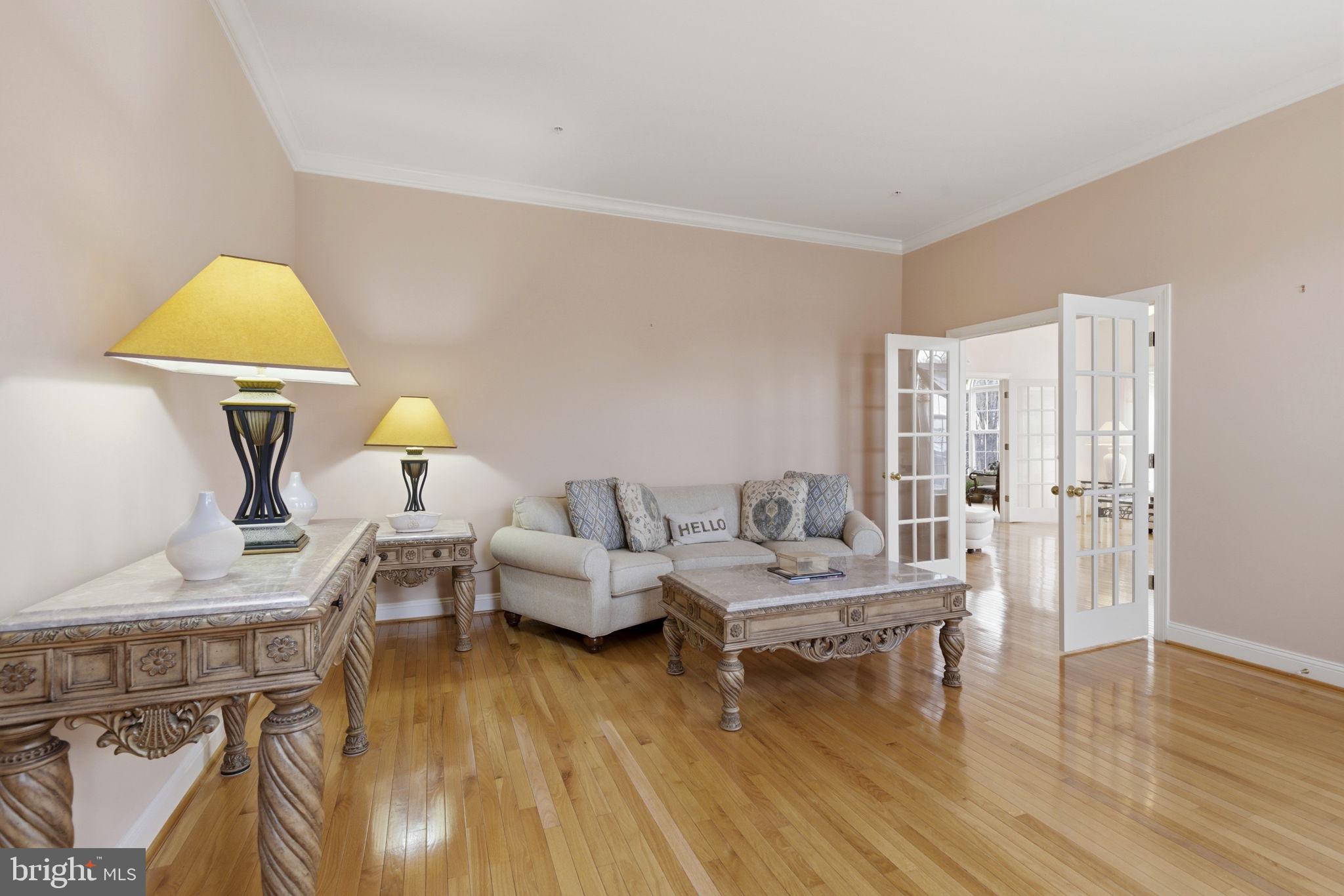 COLESVILLE OUTSIDE - Residential