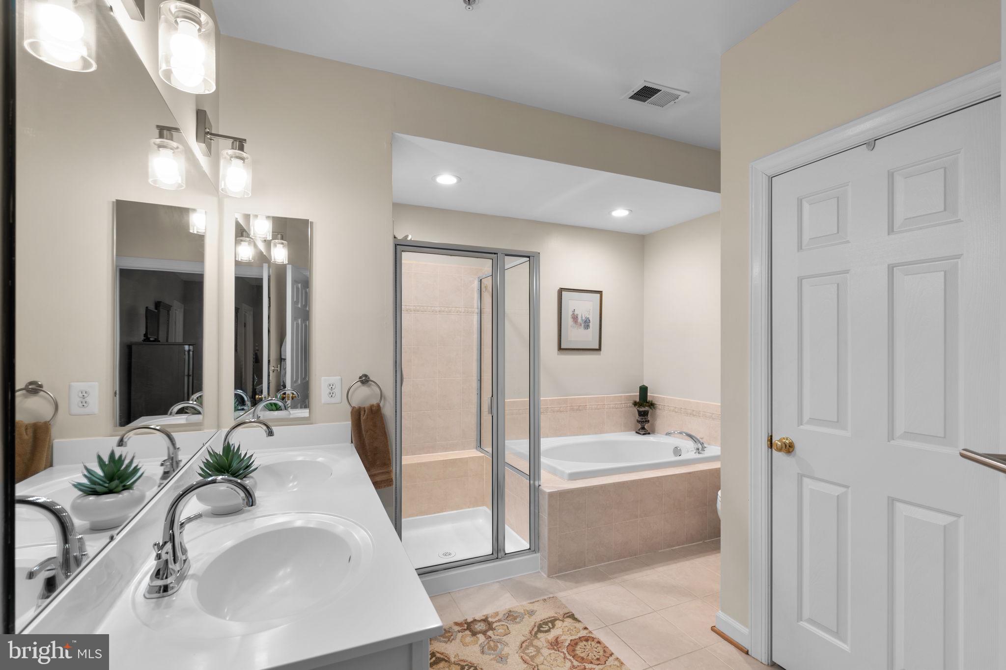 RESIDENCES AT SULLIVAN - Residential