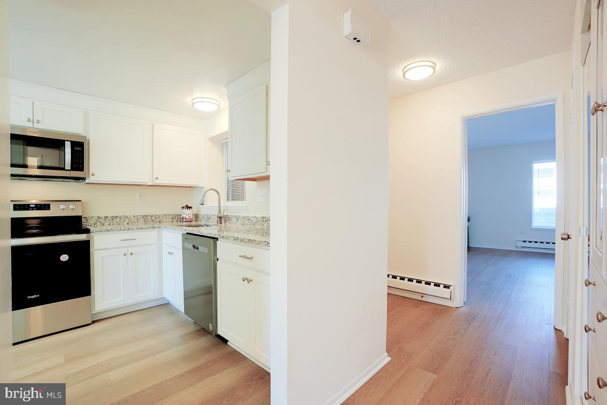 ROSSMOOR MUTUAL #14 - Residential