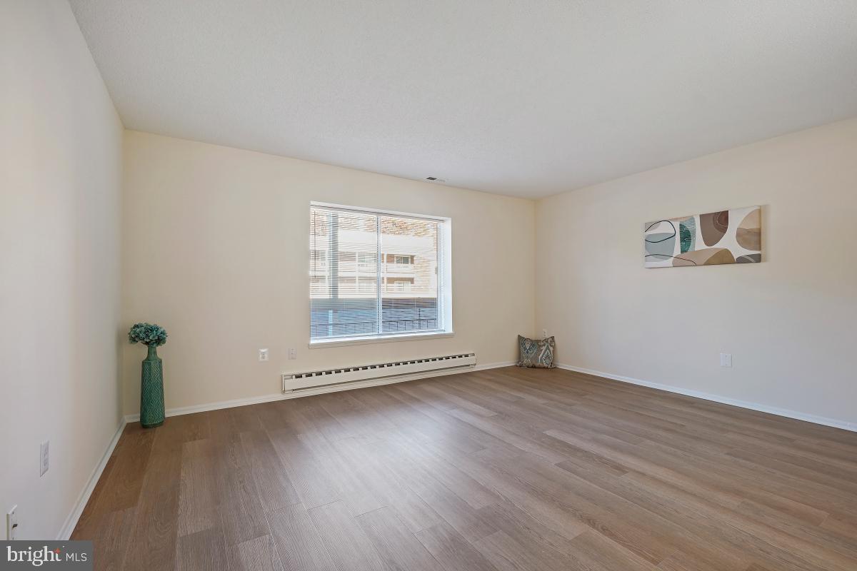 ROSSMOOR MUTUAL #14 - Residential