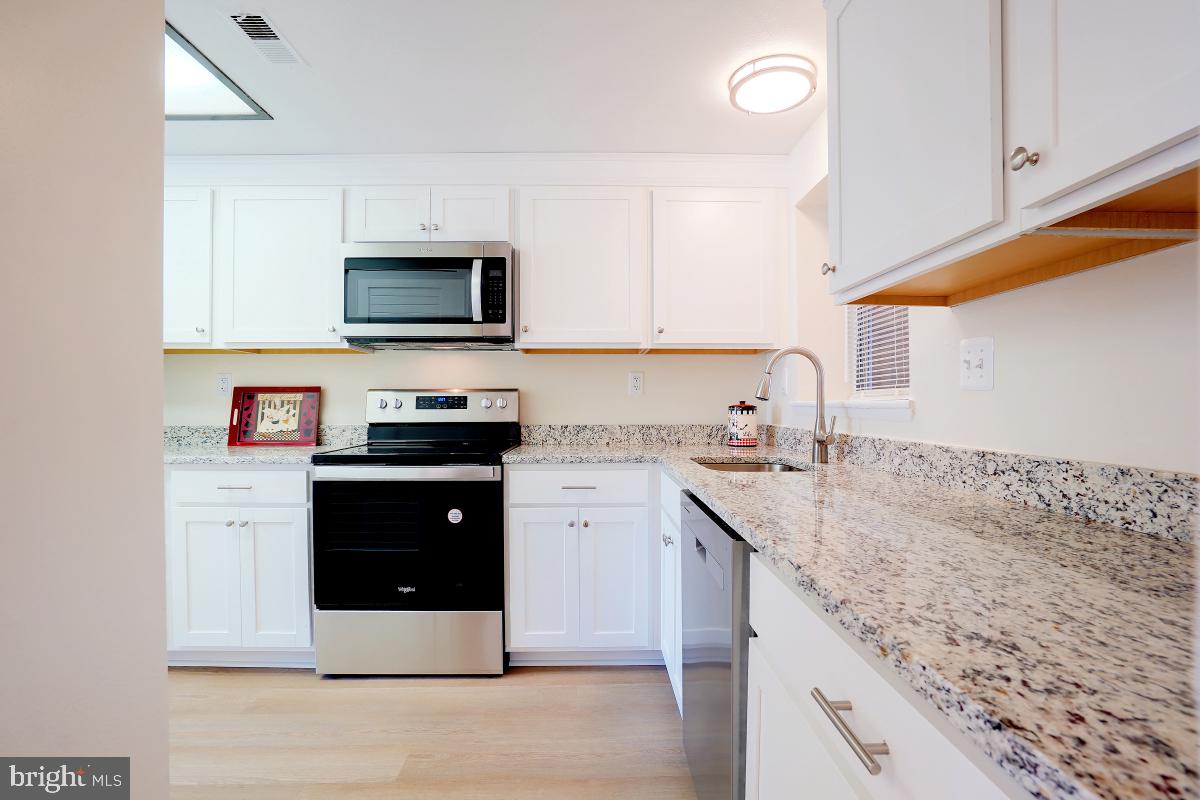 ROSSMOOR MUTUAL #14 - Residential