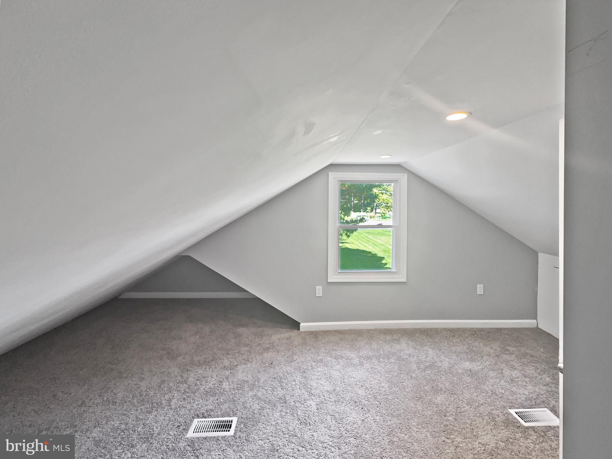 UPPER FALLS - Residential