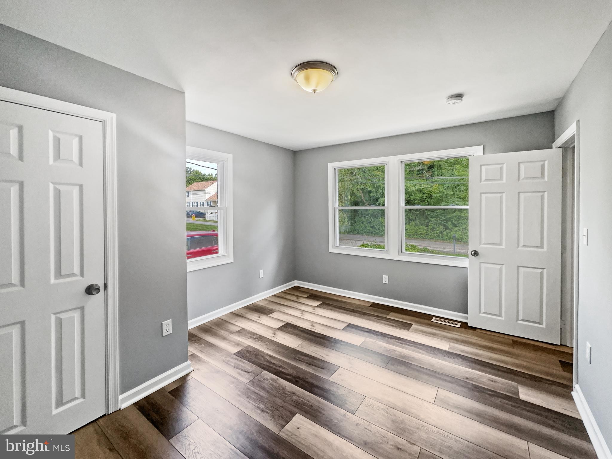 UPPER FALLS - Residential