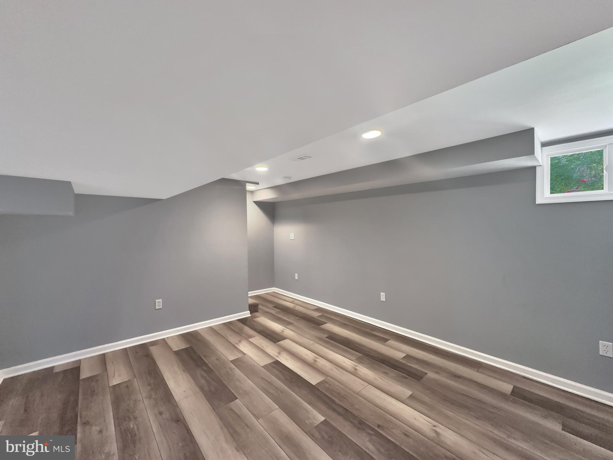 UPPER FALLS - Residential