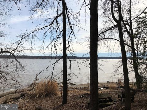 Vacant Land For Sale - 10806 Belmont Boulevard<br/> LORTON, VA 22079