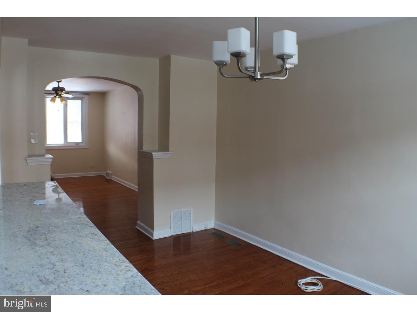 LAWNDALE - Residential