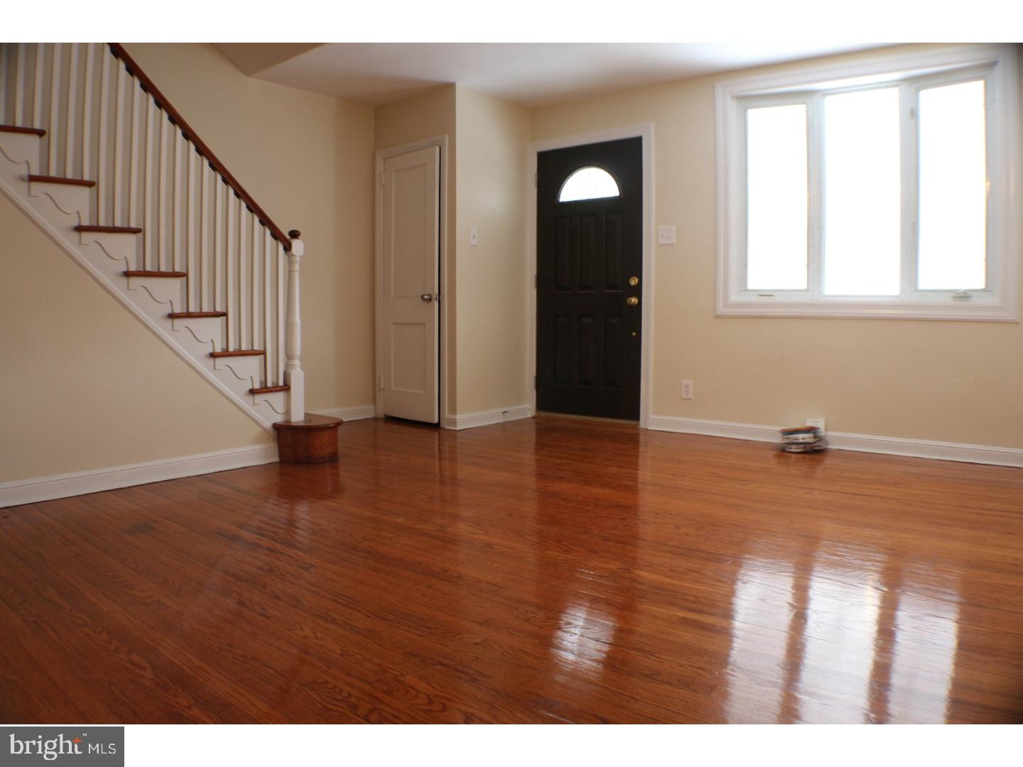LAWNDALE - Residential