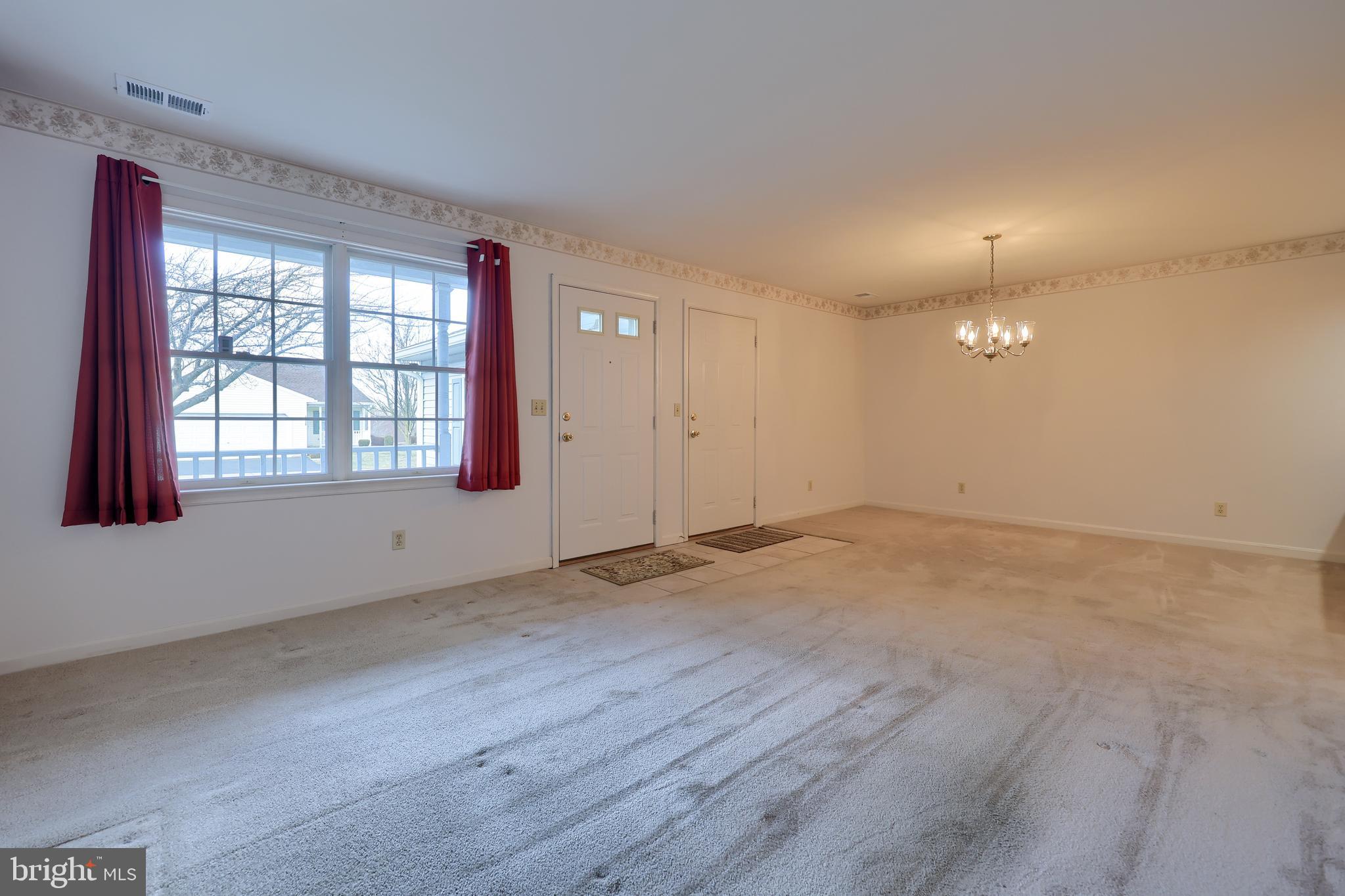 LONGSTOWN VILLAGE - Residential