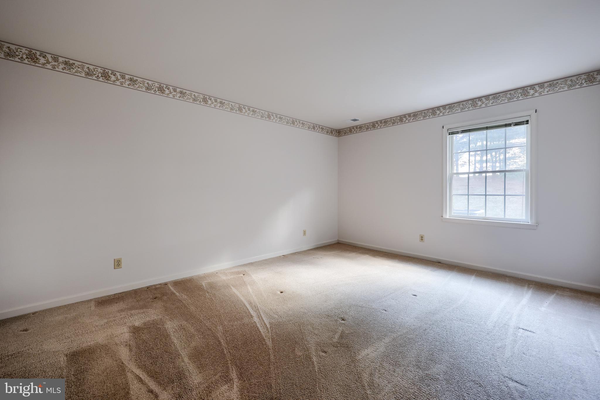 LONGSTOWN VILLAGE - Residential