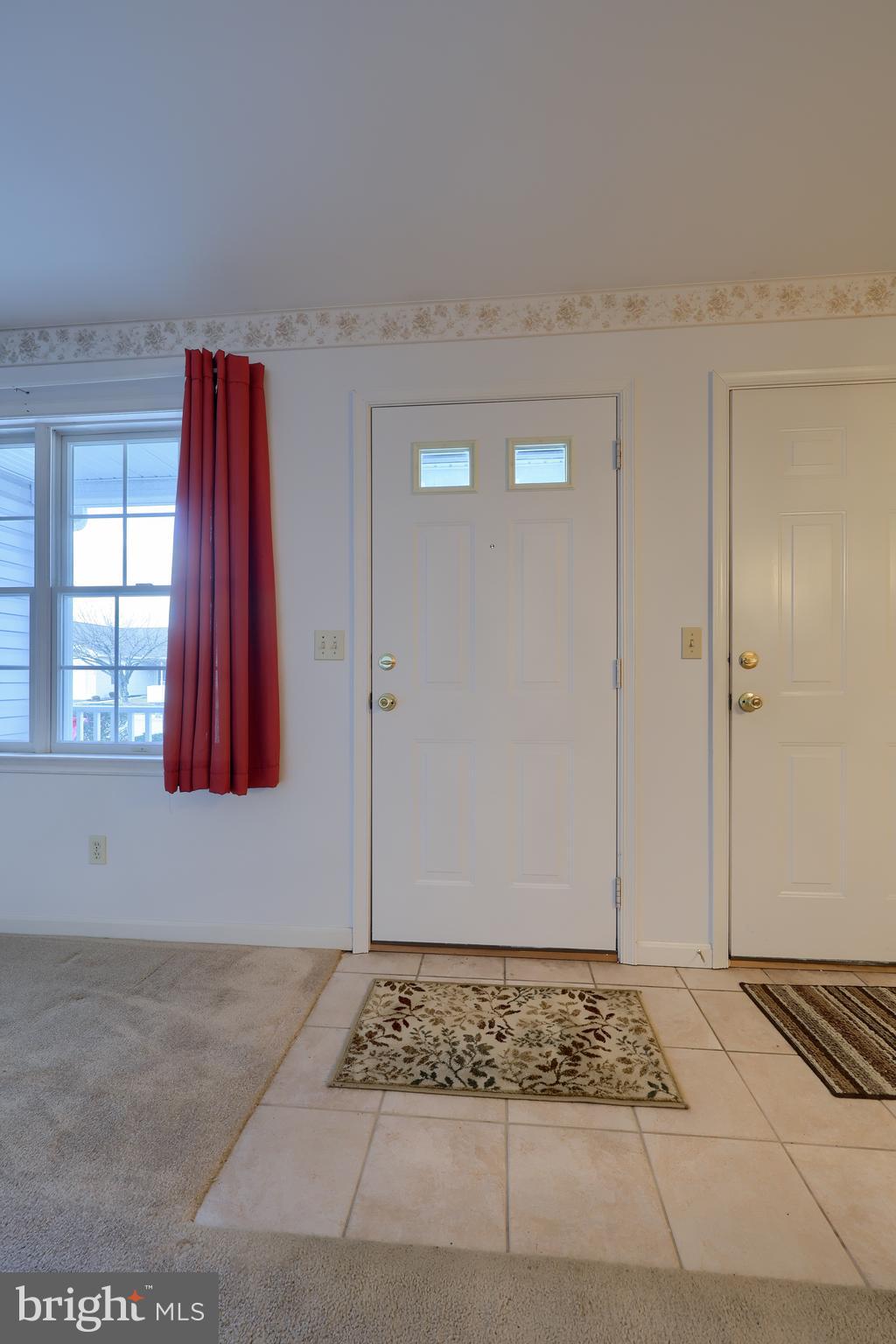 LONGSTOWN VILLAGE - Residential