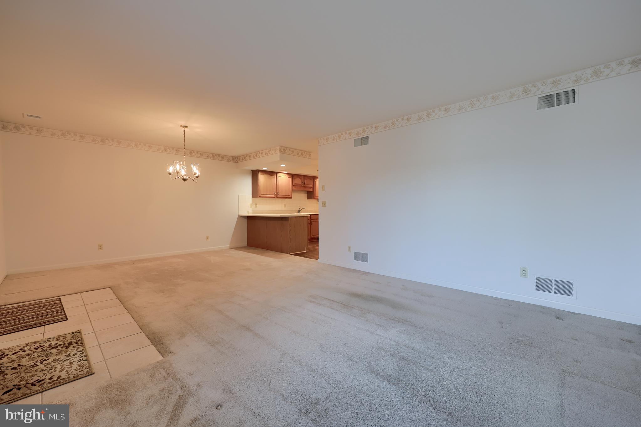 LONGSTOWN VILLAGE - Residential