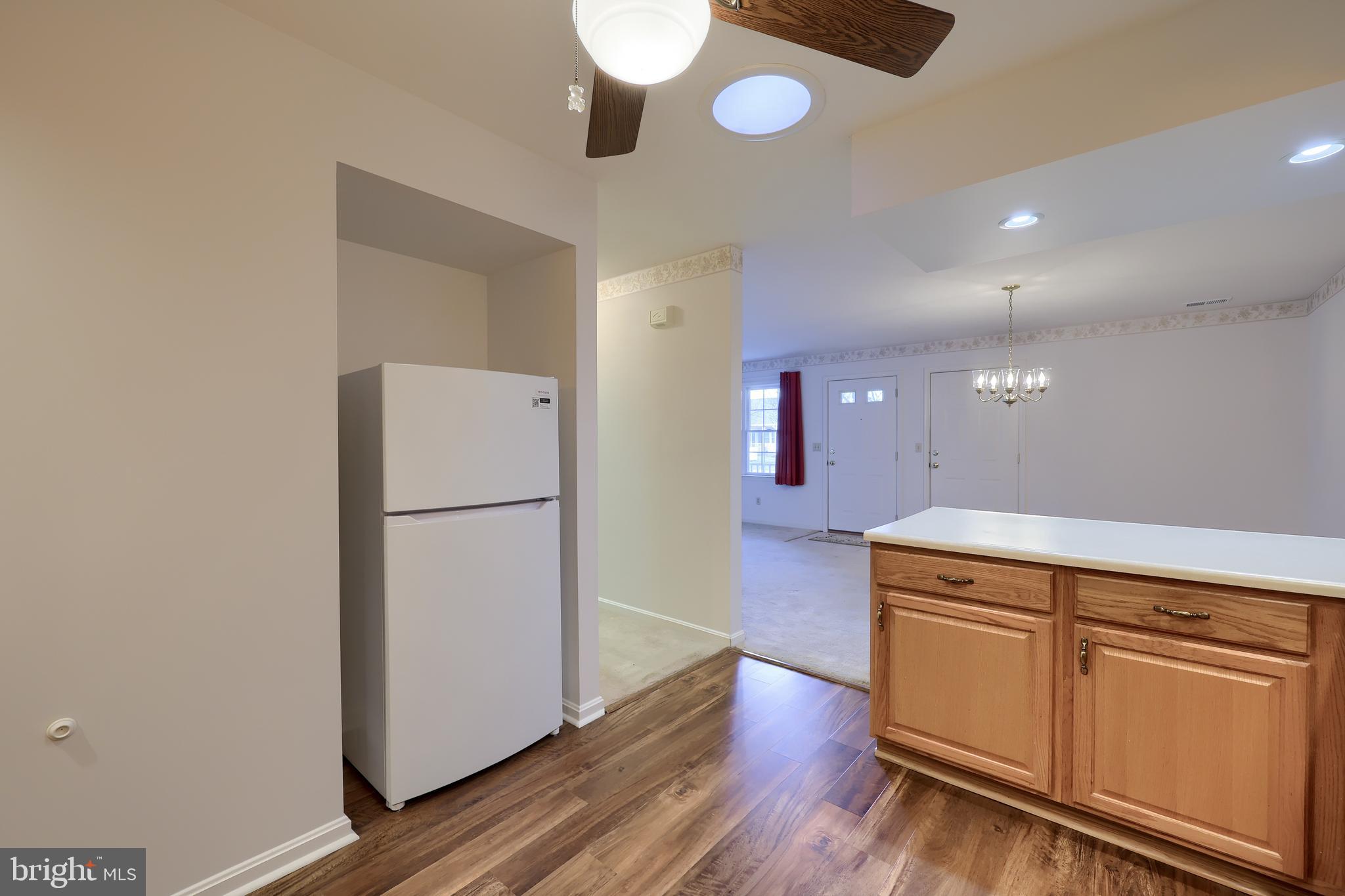 LONGSTOWN VILLAGE - Residential