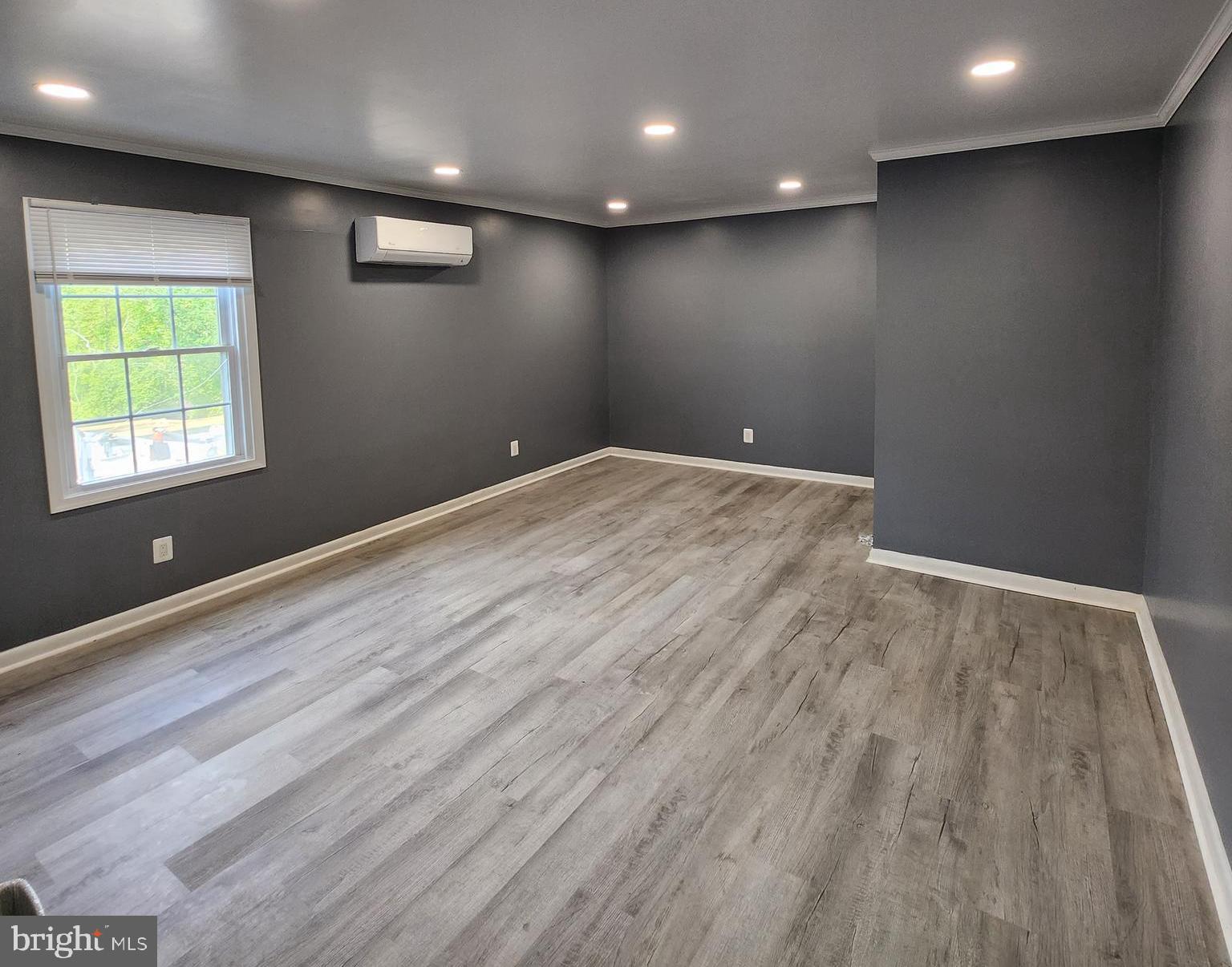 Great 2nd floor office suite with 2 separate rooms. Ideal for professional services (Accounting, Tax Prep, Tattoo Artist, Administrative Work, Etc). Rooms have new paint, lighting, HVAC, and flooring. Located in the heart of Mechanicsville, MD and available immediately .