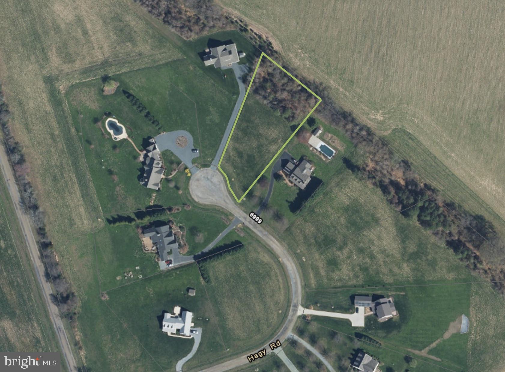 LITTLE NECK FARM - Land