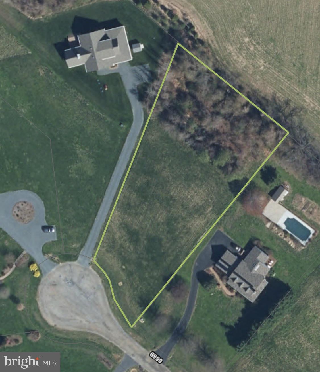 LITTLE NECK FARM - Land