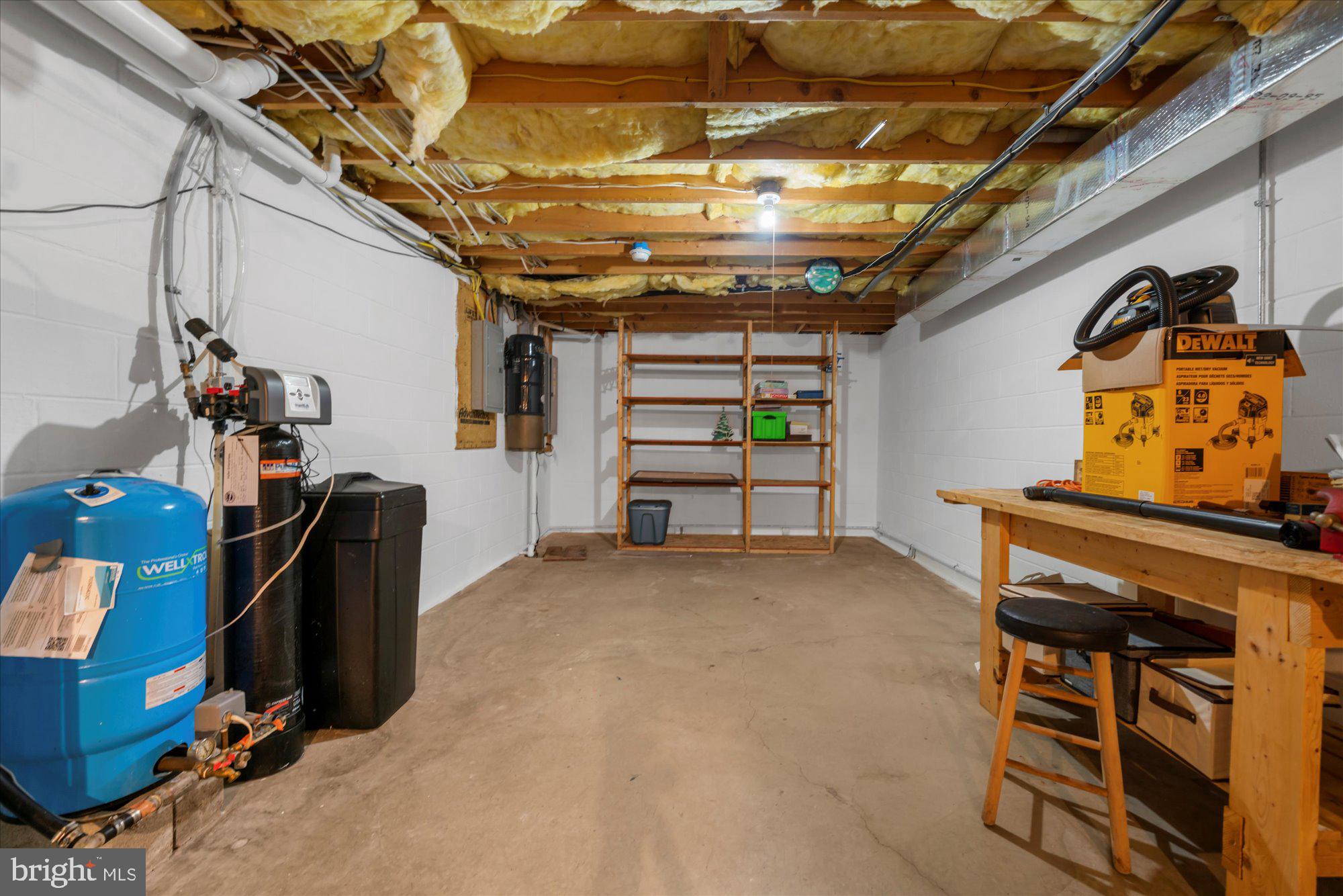 BRECKNOCK TOWNSHIP - Residential