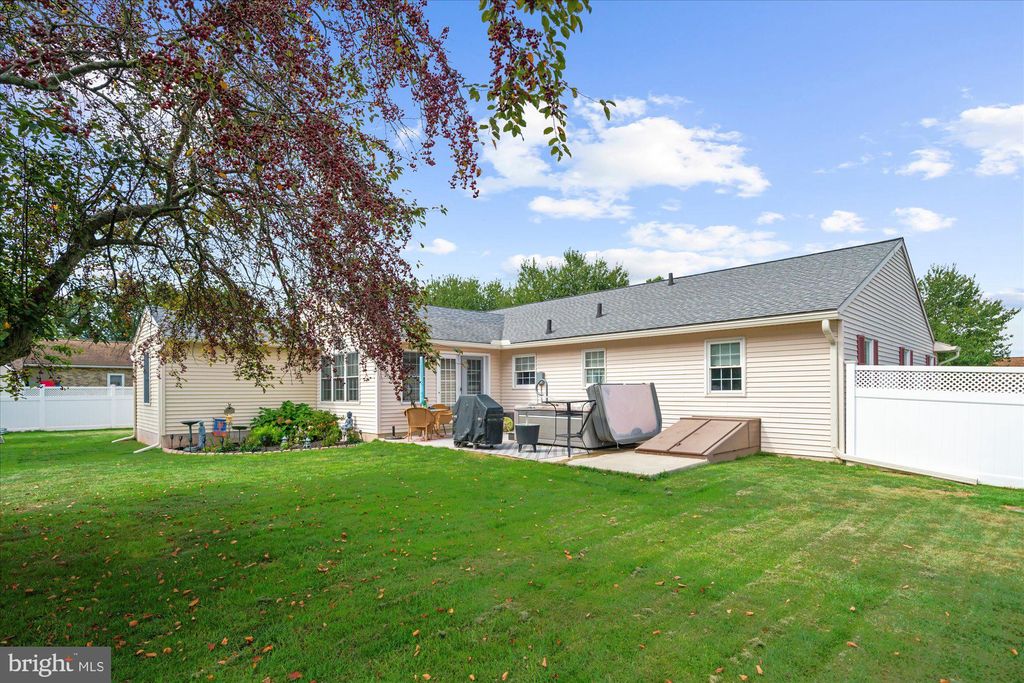 Photo of 111 Oatfield Drive, DENVER, PA 17517 (MLS # PALA2076946)