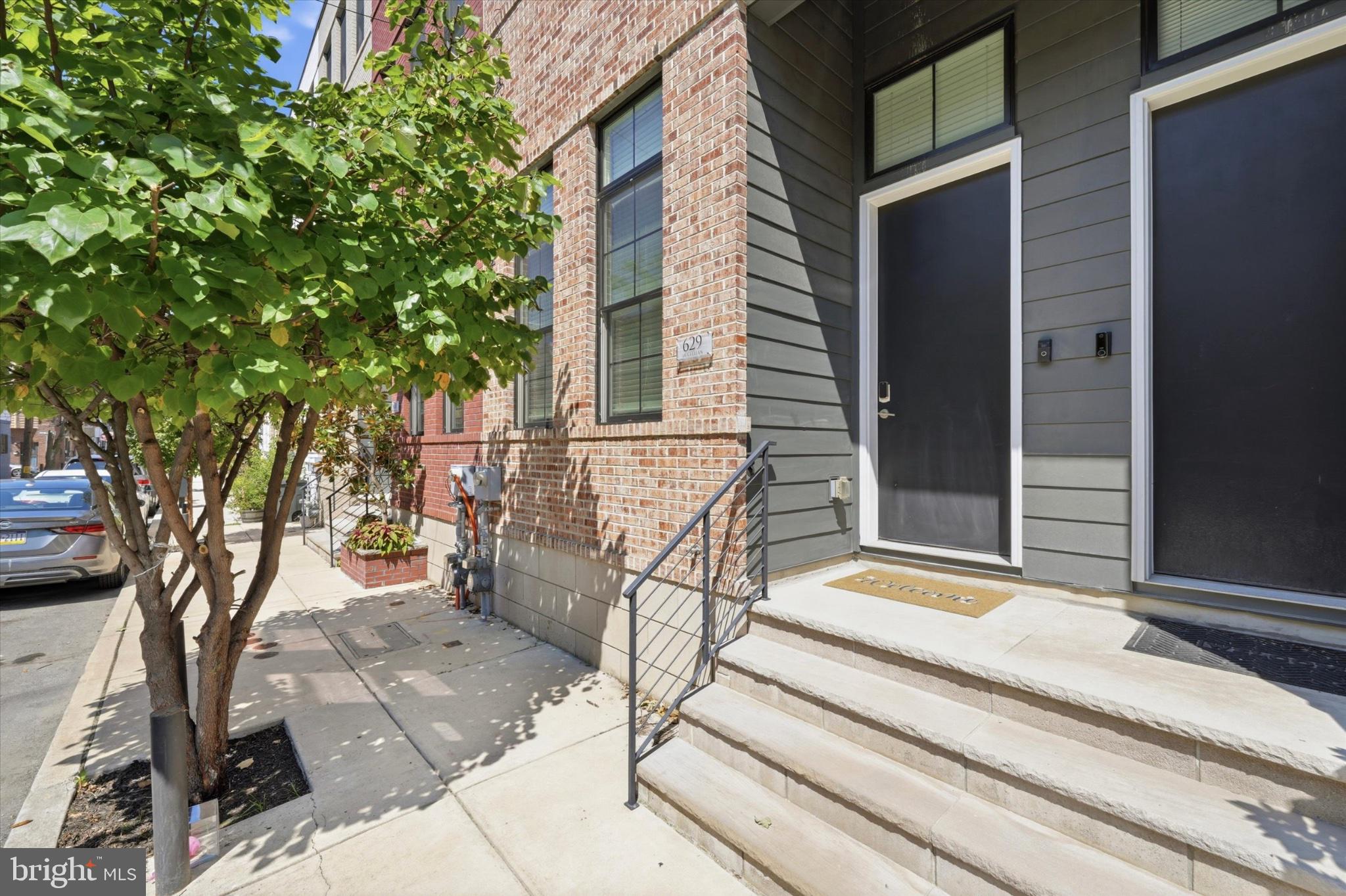 629 MCCLELLAN STREET