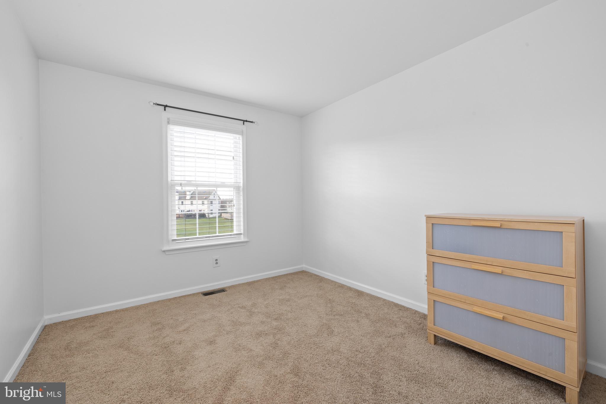 CHARLESTOWNE - Residential