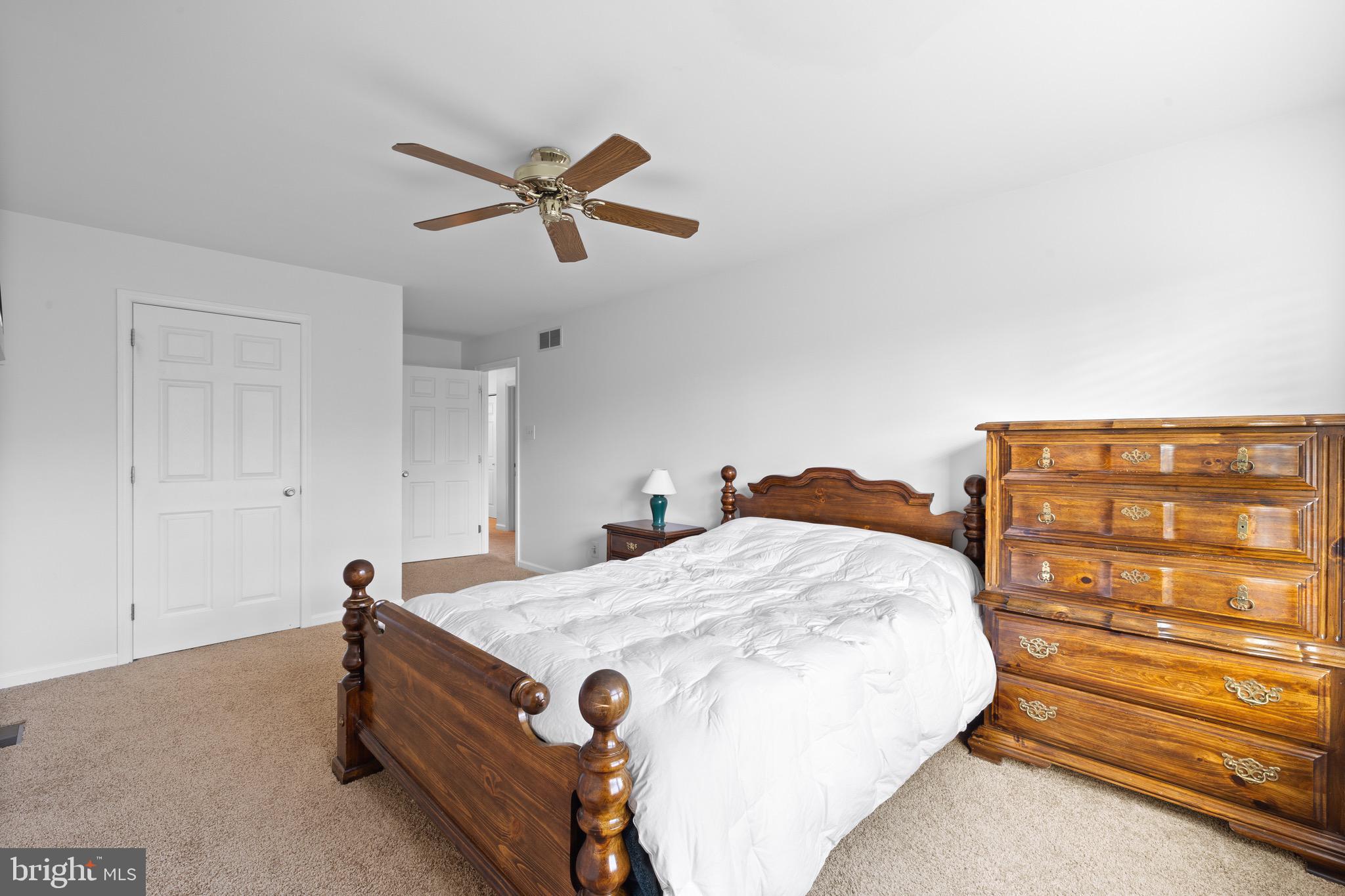 CHARLESTOWNE - Residential