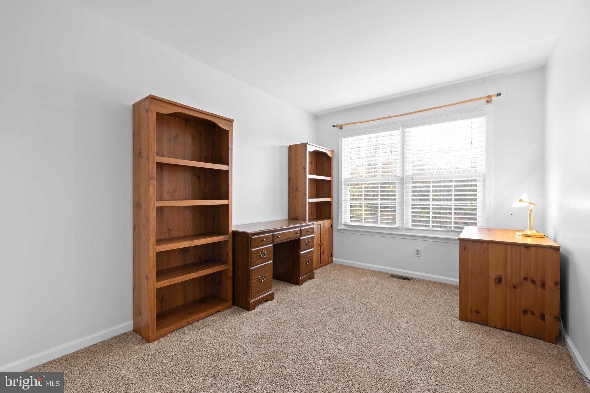 CHARLESTOWNE - Residential