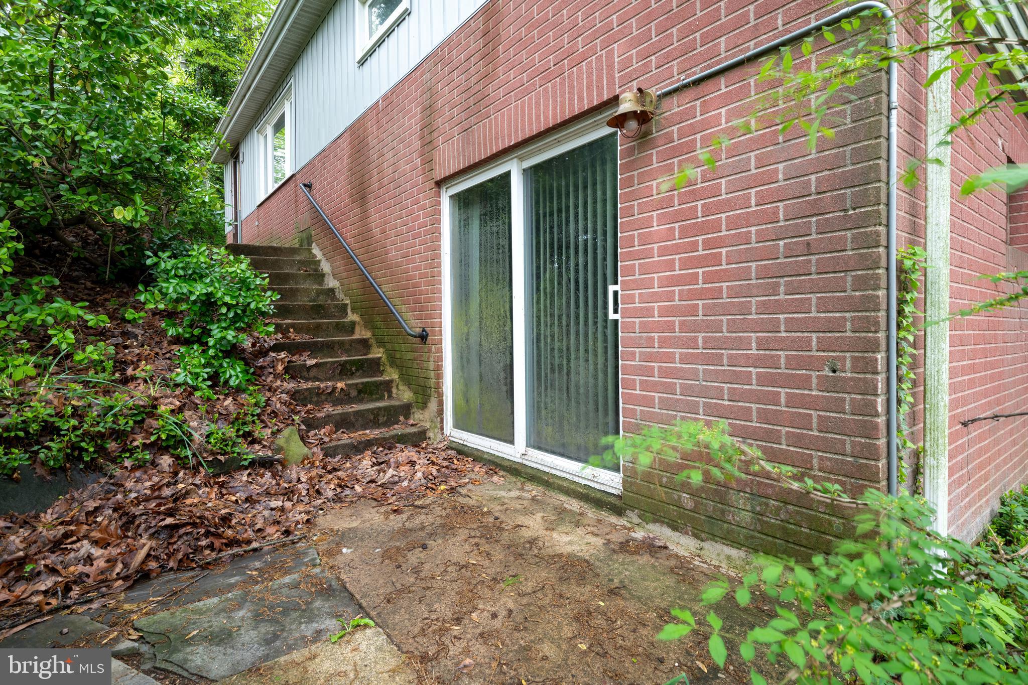 588 LANCASTER PIKE