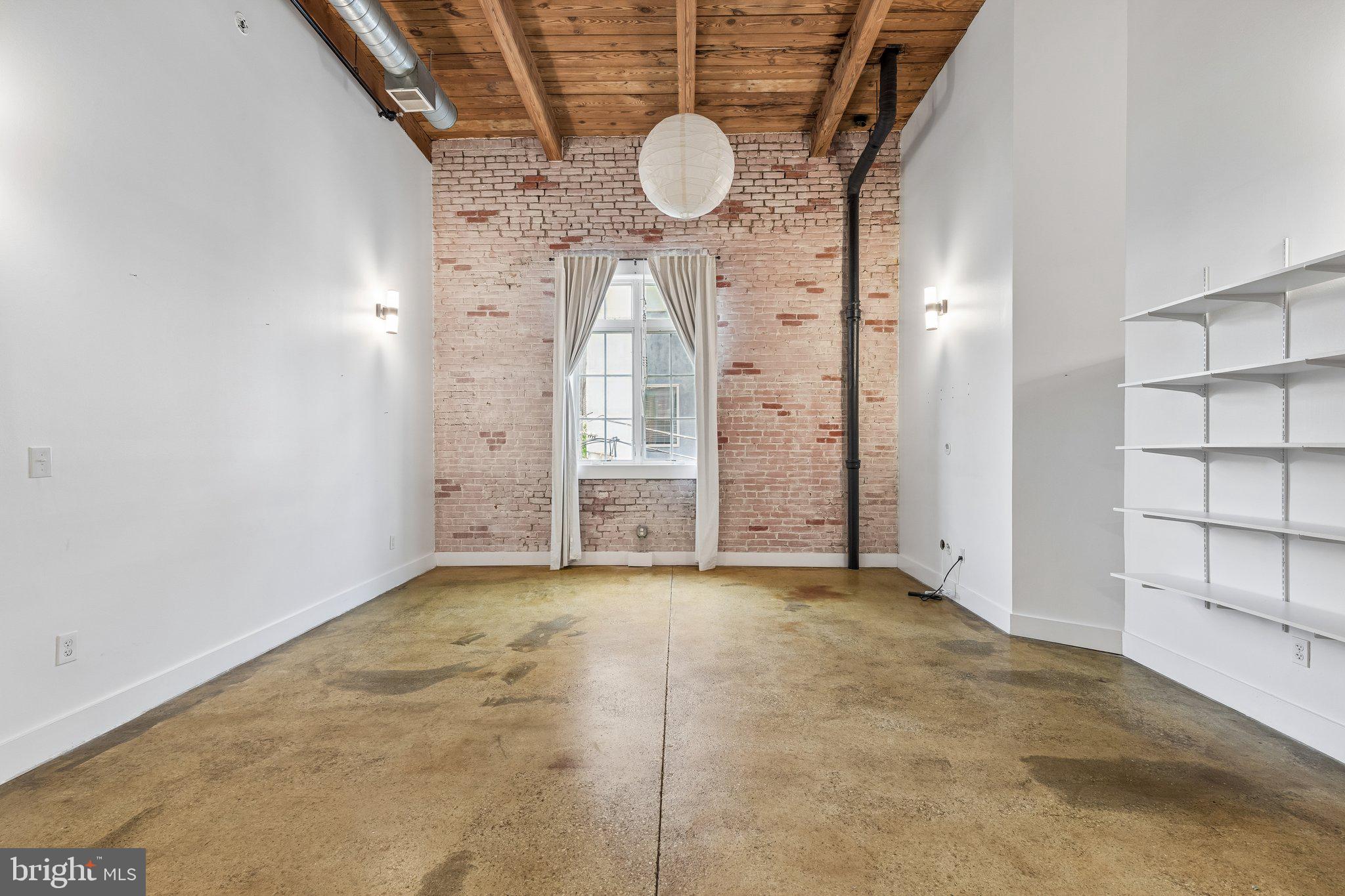 314 BROWN STREET 18 207
