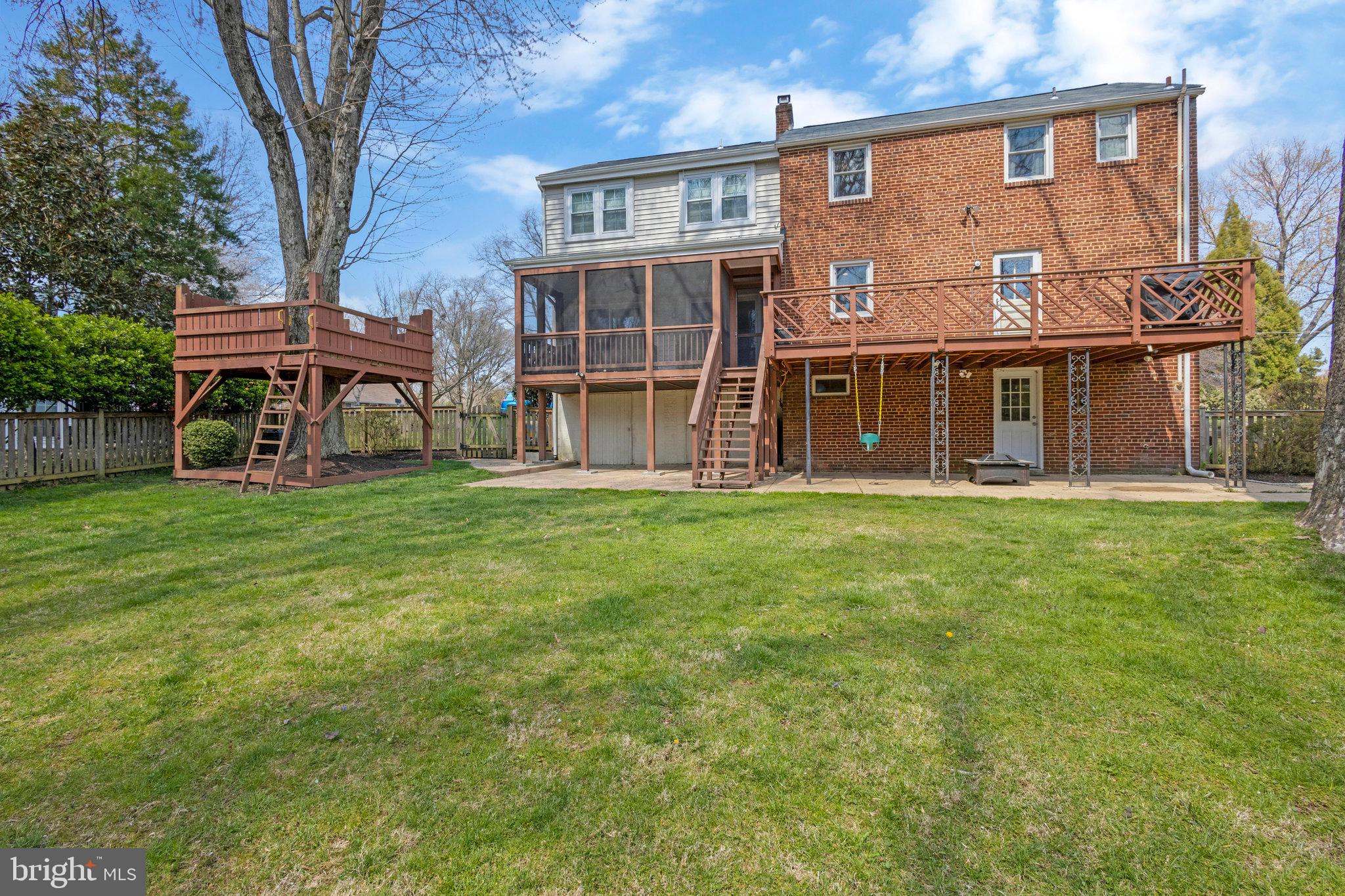 BROYHILL CREST - Residential