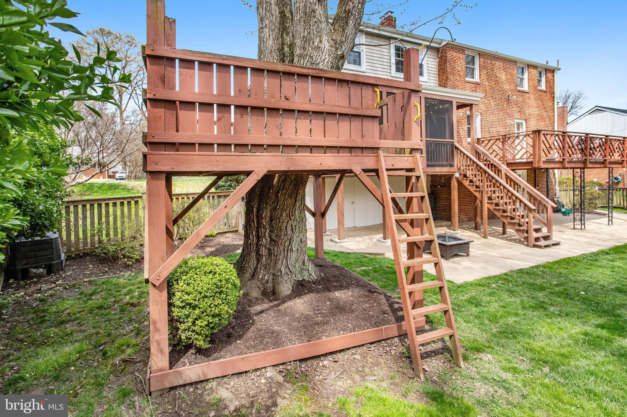 BROYHILL CREST - Residential