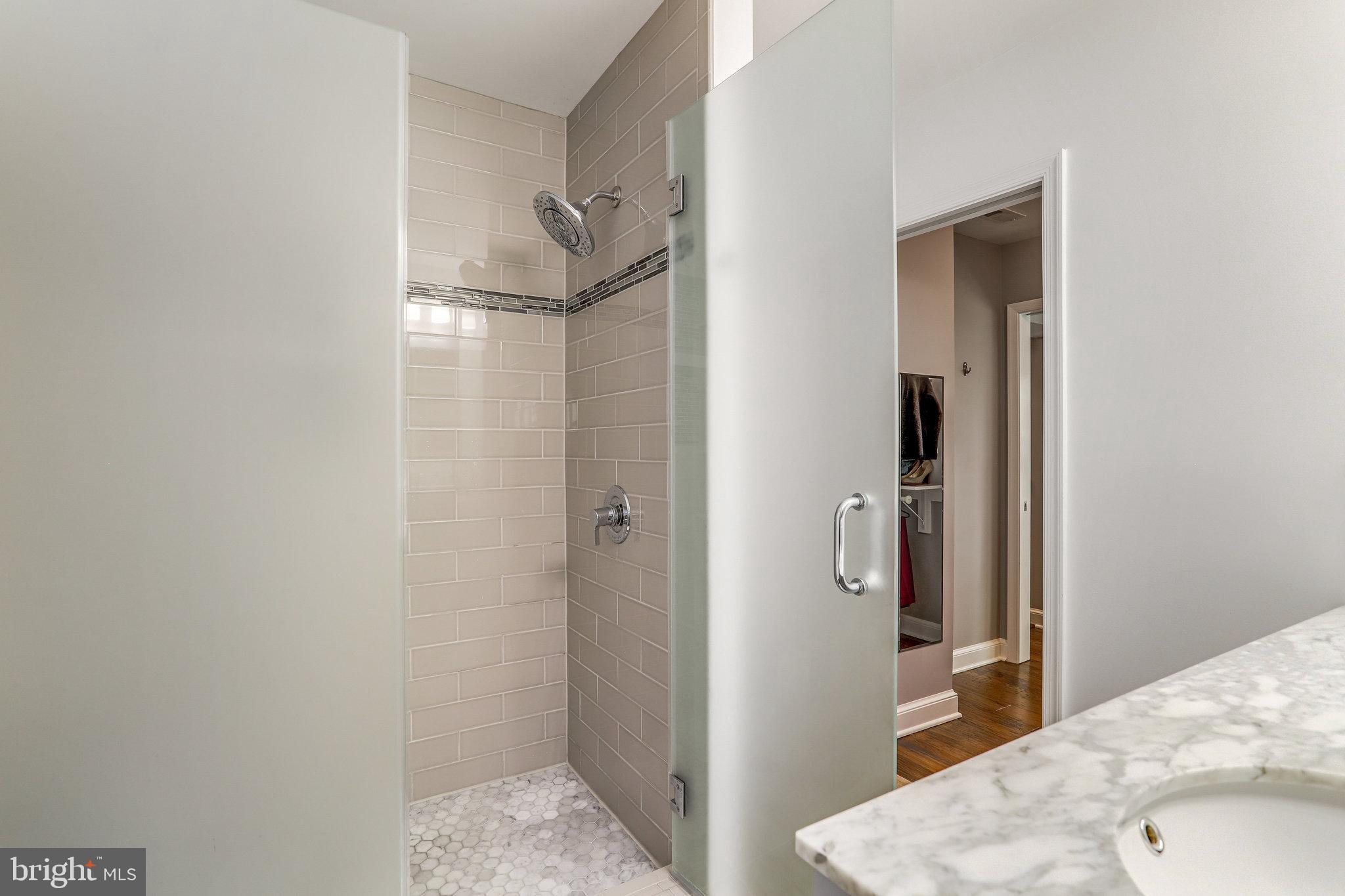 BROYHILL CREST - Residential